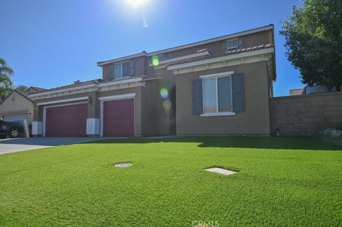 1608 Chamberlin Creek Way, Perris CA  92571-3741 exterior