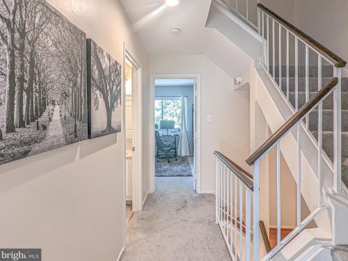 12169 Presidio Way, Woodbridge VA  22192-1052 exterior