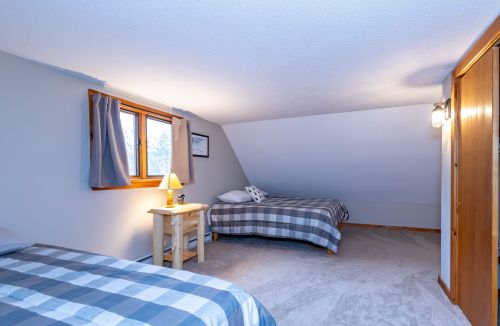 42 Sugar Run, Ellsworth NH  03285-6852 exterior