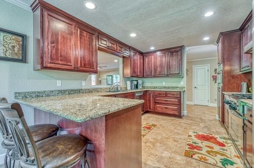 19780 Honey Hill Dr, Middletown CA  95467-8380 exterior