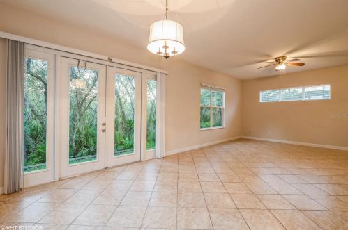 1427 Fairview Cir, Kissimmee FL 34747-6775 exterior