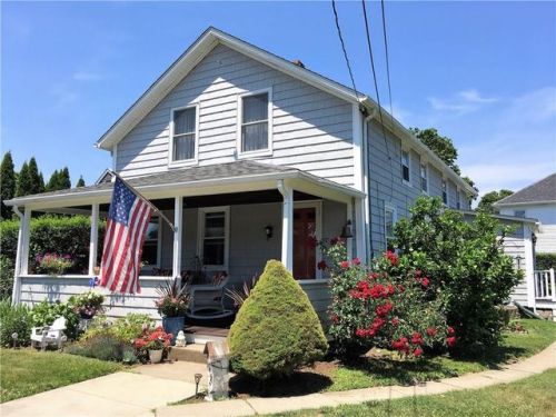 57 Pier Rd, South Kingstown RI  02882-3523 exterior