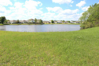 5411 Westland Station Rd, Jacksonville, FL 32244-7827