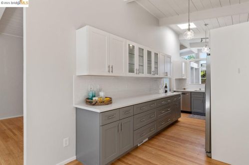 1890 Eloise Ave, Concord CA  94523-2102 exterior