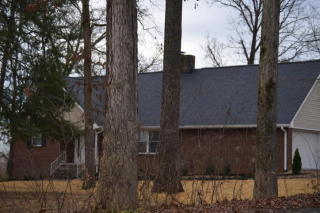 715 Hickory Ln, Maryville, TN 37801-1738