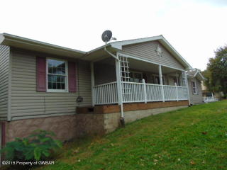 65 Mountain St, Wilkes Barre PA  18704-1314 exterior