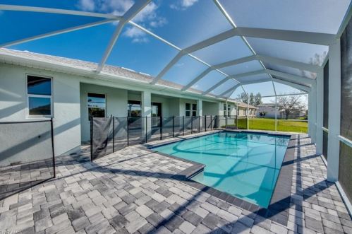 220 13th Ave, Cape Coral, FL 33909-2690