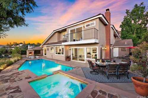 5931 Bunker Hill Ave, Orange, CA 92869-1402