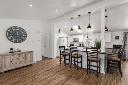 39970 Calle Bellagio, Temecula CA  92592-8620 exterior