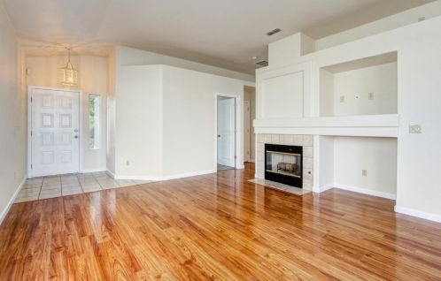 8635 Windsor Point Way, Elk Grove CA  95624-3431 exterior