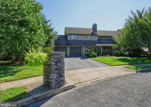 4421 Carrington Ct, Harrisburg, PA 17112-1547