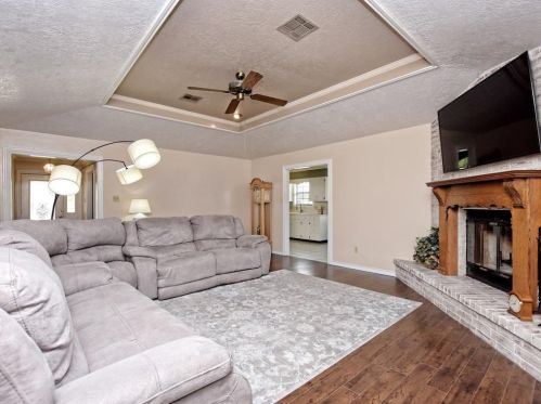 405 Rockmoor Dr, Georgetown TX 78628-8841 exterior