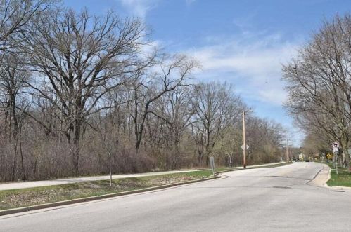 3463 97th St, Milwaukee WI  53222-3449 exterior