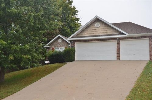 5028 New Bridge Rd, Fayetteville, AR 72704-6916