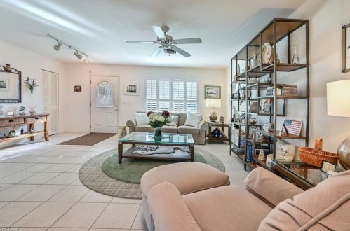 105 Fleur De Lis Ln, Naples, FL 34112-7122