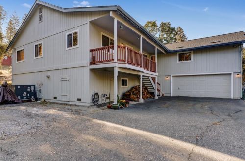 17155 Oscar Dr, Grass Valley CA  95949-7220 exterior