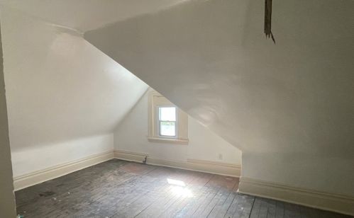 307 Graham St, Pittsburgh PA  15206-2839 exterior