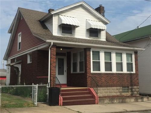 106 10th St, Monongahela, PA 15063-2808