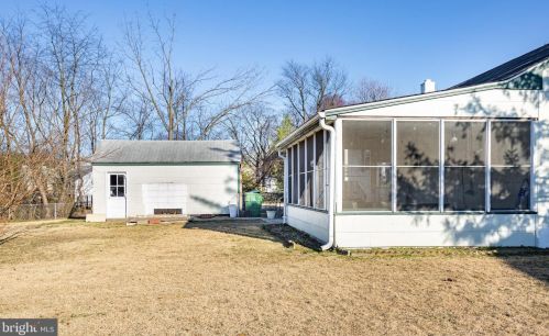 307 Veterans Dr, Palmyra NJ  08065-2319 exterior