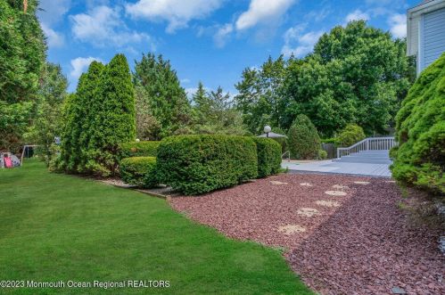 117 Frank Applegate Rd, Jackson Twp NJ  08527-2454 exterior