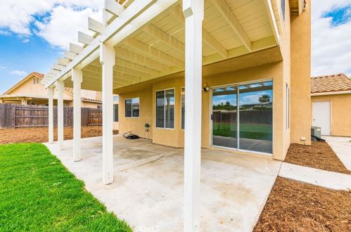 1413 Chase St, San Jacinto CA  92583-6353 exterior