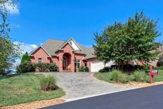 303 Washita Ln, Loudon, TN 37774-2161