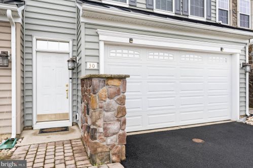 30 Grissom Dr, Bear, DE 19701-6848