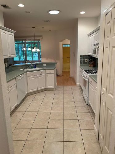 15645 14th Avenue Rd, Ocala, FL 34473-8866