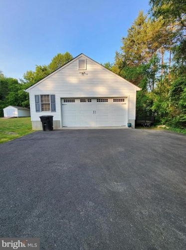 8736 Kentucky Springs Rd, Mineral VA  23117-4684 exterior