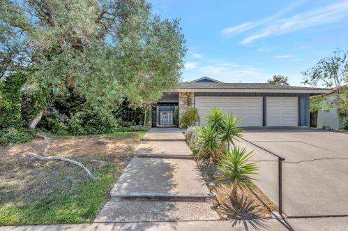 2401 Windward Ln, Newport Beach, CA 92660-3719