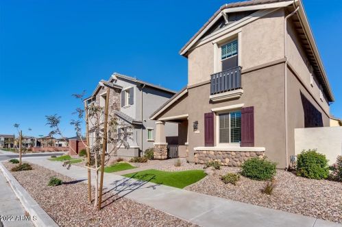 4270 Boston St, Gilbert, AZ 85295-2036