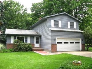 4264 Suttle Dr, Barb, OH 44203-4970