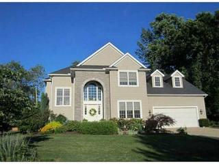 1925 Henley Pl, Fairview, PA 16415-1985