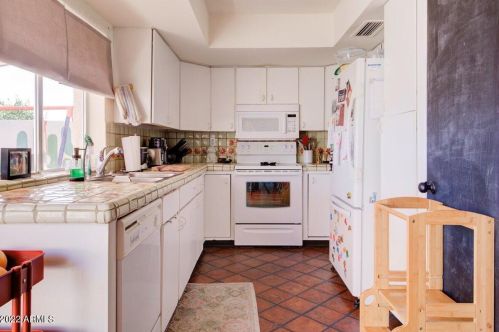 4711 Palmaire Ave, Glendale AZ  85301-2831 exterior