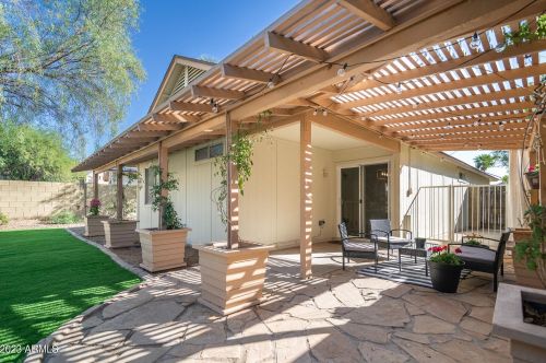 3036 Bluefield Ave, Phoenix AZ 85053-1125 exterior