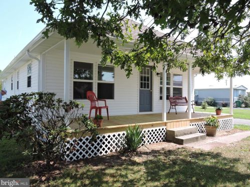 50 Bayview Ave, Frederica DE  19946-1301 exterior