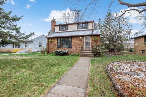 1716 Nokomis Ct, Minneapolis, MN 55417-2661