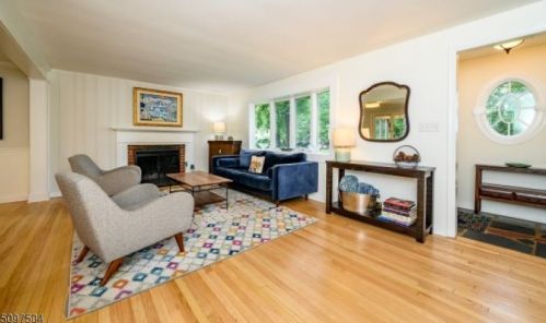 152 Paterson Rd, Fanwood NJ  07023-1065 exterior