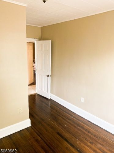 65 Manhattan Ave, Avenel NJ  07001-1737 exterior