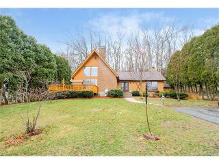 14 Pamela Way, Waterford, CT 06385-1520