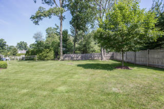 256 Brookside Rd, Tokeneke, CT 06820-2600