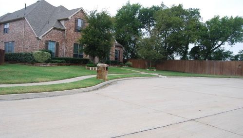 1827 Haverford Dr, Allen TX  75013-3056 exterior