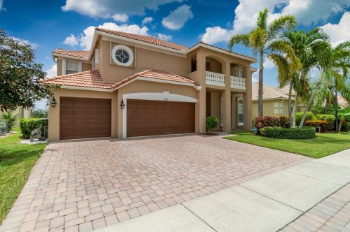 3888 Hamilton Ky, West Palm Beach, FL 33411-7400