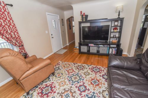 106 Kennedy Rd, Covington, KY 41011-3647