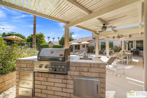 78720 Avenida La Fonda, La Quinta CA  92253-2805 exterior