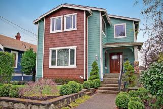 1823 Weller St, Seattle, WA 98144-2234