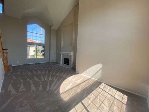 3725 Ridge Line Dr, San Bernardino, CA 92407-4178