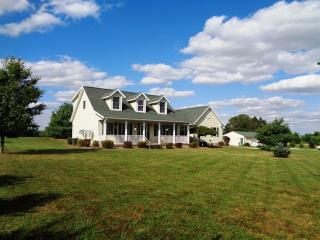 11941 Poorman St, Harmon, OH 44662-9683