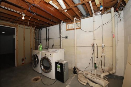 708 Dodge St, Watertown WI  53094-4749 exterior