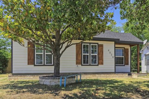 4028 Townsend Dr, Fort Worth, TX 76110-5949